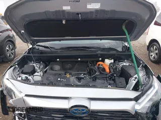 2024 Toyota RAV4 Hybrid XLE Premium z VIN 4T3B6RFV2RU151316, wystawiony jako IAAI lot #42171500 z przebiegiem 4 801 mil mil oraz . Historia ofert i sprzedaży dostępna na DreamBid. Obrazek 10.