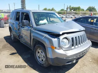 2017 Jeep Patriot Sport SE with VIN 1C4NJPBA8HD207631, listed as a IAAI auction lot 42809313 with 153,799 mi miles and . Bid and sale history available at DreamBid. Image 1.