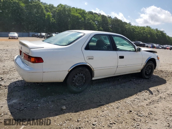 2001 Toyota Camry CE z VIN 4T1BG22K11U848960, wystawiony jako Copart lot #57259655 z przebiegiem 219 477 mil mil oraz Szkoda całkowita • Salvage title. Historia ofert i sprzedaży dostępna na DreamBid. Obrazek 3.