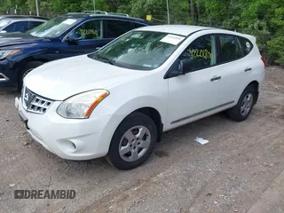 2011 Nissan Rogue SV z VIN JN8AS5MT7BW168920, wystawiony jako IAAI lot #42201800 z przebiegiem 230 757 mil mil oraz . Historia ofert i sprzedaży dostępna na DreamBid. Obrazek 2.