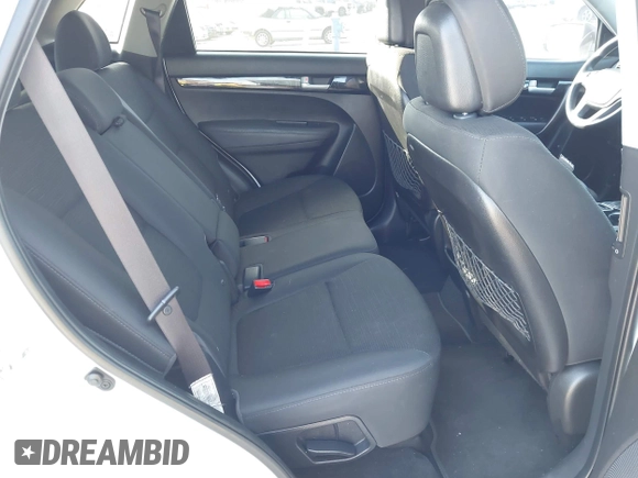2015 Kia Sorento LX with VIN 5XYKT3A69FG575172, listed as a IAAI auction lot 42151412 with 161,823 mi miles and . Bid and sale history available at carsss.com. Image 8.