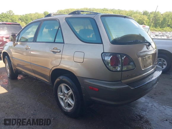 2002 Lexus RX 300 with VIN JTJGF10U220137866, listed as a IAAI auction lot 42106760 with 213,598 mi miles and . Bid and sale history available at carsss.com. Image 3.