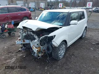 2015 Scion xB with VIN JTLZE4FE3FJ075012, listed as a IAAI auction lot 41902180 with 88,104 mi miles. Bid and sale history available at carsss.com. Image 18.