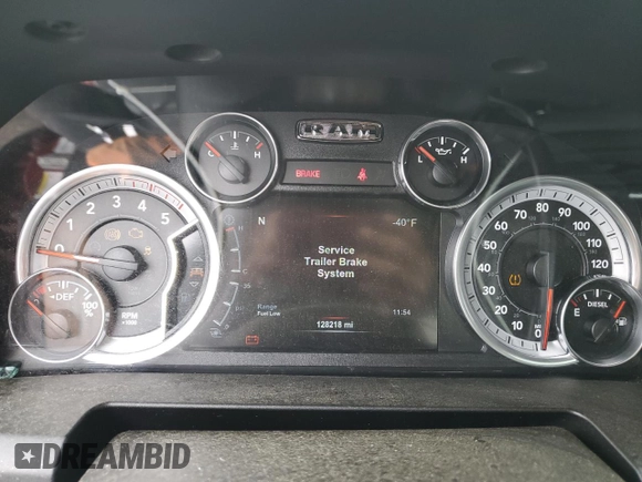 2015 Ram 2500 SLT z VIN 3C6UR5DL8FG582224, wystawiony jako Copart lot #54501405 z przebiegiem 128 218 mil mil oraz Szkoda całkowita • Salvage title. Historia ofert i sprzedaży dostępna na DreamBid. Obrazek 9.