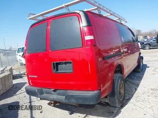 2004 Chevrolet Express Cargo z VIN 1GCHG35U441202707, wystawiony jako IAAI lot #41685904 z przebiegiem 257 847 mil mil oraz . Historia ofert i sprzedaży dostępna na DreamBid. Obrazek 4.