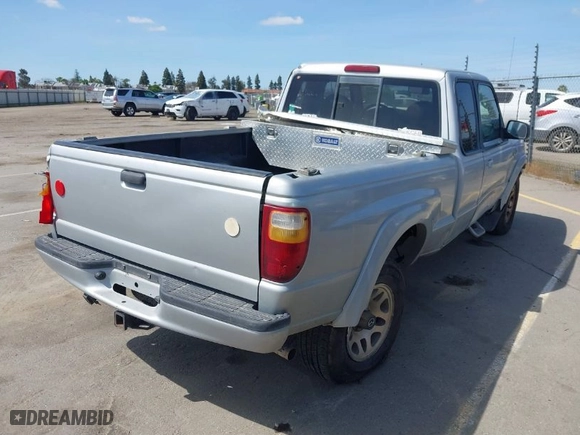 2002 Mazda B-Series 2WD Truck DS with VIN 4F4YR46E32TM08035, listed as a IAAI auction lot 41840319 with NaN miles. Bid and sale history available at carsss.com. Image 4.