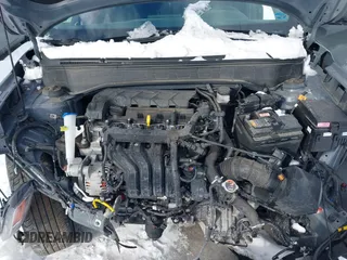 2021 Hyundai Venue Denim z VIN KMHRC8A31MU093143, wystawiony jako IAAI lot #41541572 z przebiegiem 24 804 mil mil oraz . Historia ofert i sprzedaży dostępna na DreamBid. Obrazek 10.