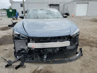 2024 Audi RS e-tron GT z VIN WAUAHBFW5R7901225, wystawiony jako Copart lot #53719655 z przebiegiem Nie podano mil oraz Szkoda całkowita • Salvage title. Historia ofert i sprzedaży dostępna na DreamBid. Obrazek 5.