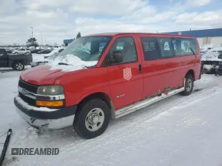 2006 Chevrolet Express Passenger with VIN 1GAHG39U861189837, listed as a Copart auction lot 45471485 with 130,090 mi miles and Clean title. Bid and sale history available at DreamBid. Image 1.