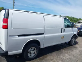 2010 Chevrolet Express Cargo with VIN 1GCZGFBA8A1144127, listed as a IAAI auction lot 42306432 with 170,856 mi miles and . Bid and sale history available at DreamBid. Image 13.