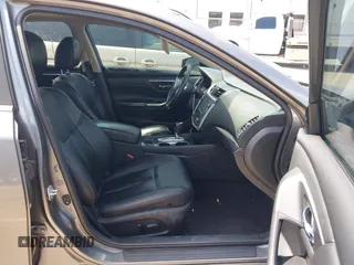 2016 Nissan Altima SR z VIN 1N4AL3AP5GC160818, wystawiony jako IAAI lot #42159742 z przebiegiem 94 034 mil mil oraz . Historia ofert i sprzedaży dostępna na DreamBid. Obrazek 5.