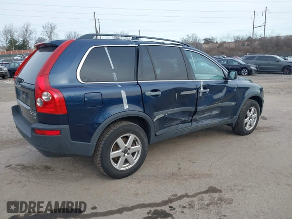 2004 Volvo XC90 with VIN YV1CM59H741117317, listed as a IAAI auction lot 41581357 with 300,681 mi miles. Bid and sale history available at carsss.com. Image 4.