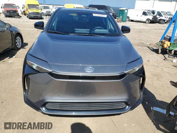 2024 Toyota bZ4X XLE z VIN JTMAAAAA8RA039330, wystawiony jako Copart lot #53122265 z przebiegiem 30 866 mil mil oraz Czysty tytuł • Clean title. Historia ofert i sprzedaży dostępna na DreamBid. Obrazek 5.