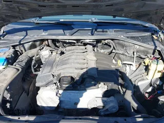 2010 Volkswagen Touareg VR6 with VIN WVGBF7A96AD004069, listed as a IAAI auction lot 41972994 with Not Provided miles and . Bid and sale history available at DreamBid. Image 10.