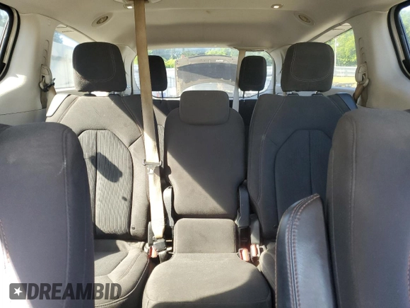 2017 Chrysler Pacifica Touring with VIN 2C4RC1DG9HR722869, listed as a Copart auction lot 58184695 with 221,698 mi miles and Salvage title. Bid and sale history available at DreamBid. Image 10.