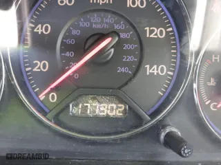 2003 Honda Civic LX with VIN 2HGES16583H571200, listed as a IAAI auction lot 42103633 with 177,302 mi miles. Bid and sale history available at carsss.com. Image 7.