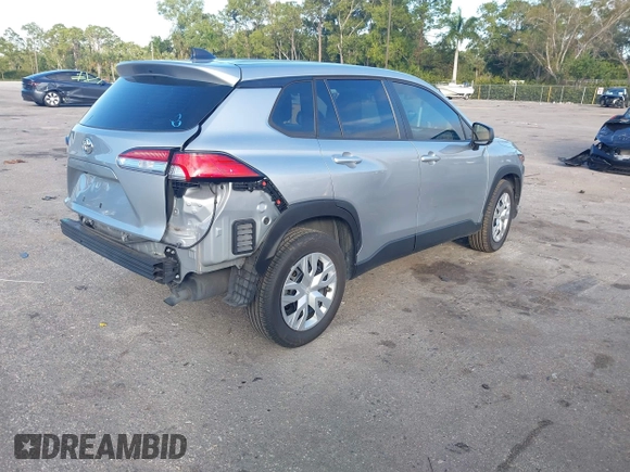 2022 Toyota Corolla Cross L with VIN 7MUAAAAG6NV010688, listed as a IAAI auction lot 41212520 with 50,075 mi miles and . Bid and sale history available at DreamBid. Image 4.