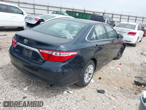 2015 Toyota Camry XLE with VIN 4T4BF1FK2FR461922, listed as a IAAI auction lot 41995064 with 195,943 mi miles. Bid and sale history available at carsss.com. Image 4.