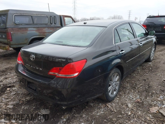 2010 Toyota Avalon XL with VIN 4T1BK3DB7AU359643, listed as a IAAI auction lot 41561066 with 171,526 mi miles and . Bid and sale history available at carsss.com. Image 4.