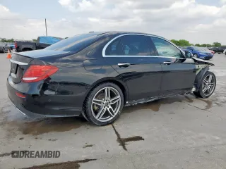 2019 Mercedes-Benz E-Class E 300 with VIN WDDZF4JB8KA587807, listed as a Copart auction lot 51324935 with 96,527 mi miles and Clean Title. Bid and sale history available at carsss.com. Image 3.