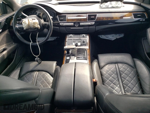 2017 Audi A8 Sport z VIN WAU43AFD4HN007229, wystawiony jako Copart lot #56946985 z przebiegiem Nie podano mil oraz Tytuł czysty. Historia ofert i sprzedaży dostępna na DreamBid. Obrazek 8.