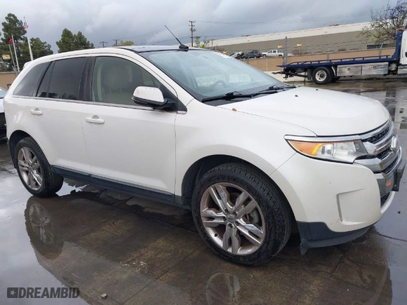 2013 Ford Edge Limited with VIN 2FMDK3KC9DBC37932, listed as a IAAI auction lot 41926324 with 197,486 mi miles. Bid and sale history available at carsss.com. Image 1.