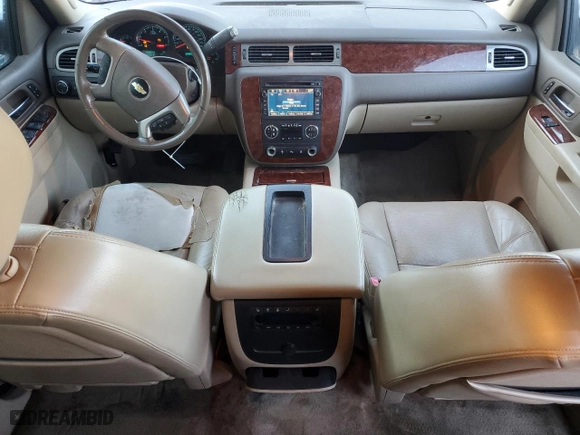 2011 Chevrolet Tahoe LTZ with VIN 1GNSCCE01BR283895, listed as a Copart auction lot 81923754 with 208,116 mi miles and Salvage Title. Bid and sale history available at carsss.com. Image 8.