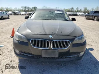 2013 BMW 5 Series 528i with VIN WBAXG5C50DDY34831, listed as a Copart auction lot 50034665 with 192,146 mi miles and Salvage Title. Bid and sale history available at carsss.com. Image 5.