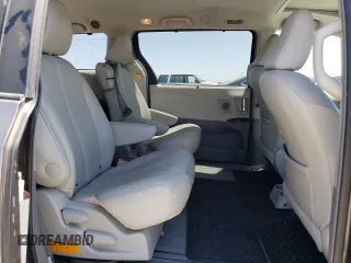 2012 Toyota Sienna XLE AAS z VIN 5TDYK3DC5CS209528, wystawiony jako Copart lot #60453395 z przebiegiem 166 320 mil mil oraz Szkoda całkowita • Salvage title. Historia ofert i sprzedaży dostępna na DreamBid. Obrazek 11.