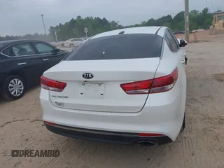 2017 Kia Optima LX z VIN KNAGT4L32H5149511, wystawiony jako IAAI lot #42087537 z przebiegiem 126 666 mil mil oraz . Historia ofert i sprzedaży dostępna na DreamBid. Obrazek 16.