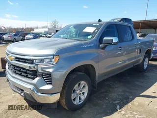 2023 Chevrolet Silverado 1500 LT with VIN 3GCPDDEK8PG338384, listed as a IAAI auction lot 41897377 with 43,212 mi miles. Bid and sale history available at carsss.com. Image 18.