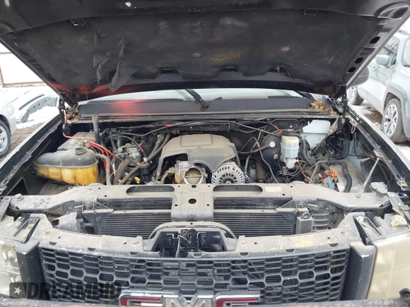 2008 GMC Sierra 1500 SLE1 z VIN 2GTEK13M081172341, wystawiony jako IAAI lot #41595695 z przebiegiem Nie podano mil oraz . Historia ofert i sprzedaży dostępna na DreamBid. Obrazek 10.