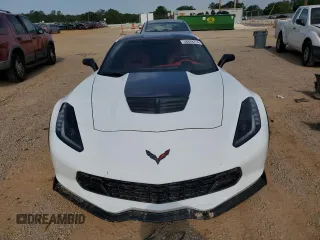 2015 Chevrolet Corvette Z06 3LZ with VIN 1G1YU2D64F5609100, listed as a Copart auction lot 58628714 with 45,992 mi miles and Salvage Title. Bid and sale history available at carsss.com. Image 5.
