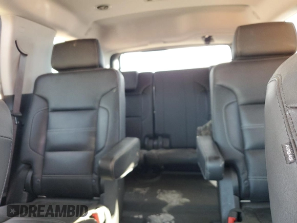 2019 GMC Yukon Denali with VIN 1GKS2CKJ7KR212228, listed as a Copart auction lot 46099615 with 33,844 mi miles and Salvage Title. Bid and sale history available at carsss.com. Image 10.
