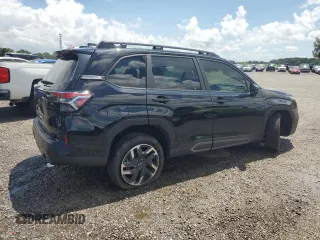 2025 Subaru Forester Limited with VIN JF2SLDRC7SH430604, listed as a Copart auction lot 60880675 with 5,076 mi miles and Salvage title. Bid and sale history available at DreamBid. Image 3.