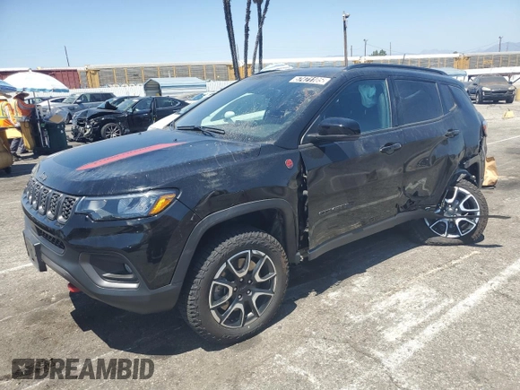 2024 Jeep Compass Trailhawk с VIN 3C4NJDDN5RT137399, выставлен на аукционе Copart как лот 57471105 с пробегом 29 008 миль миль и Списание • Salvage title. История ставок и продаж доступна на DreamBid. Изображение 1.