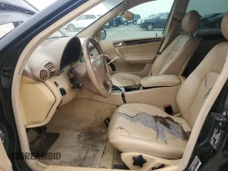 2003 Mercedes-Benz C 240 z VIN WDBRF81J03F374264, wystawiony jako Copart lot #51058085 z przebiegiem 167 865 mil mil oraz Czysty tytuł • Clean title. Historia ofert i sprzedaży dostępna na DreamBid. Obrazek 7.