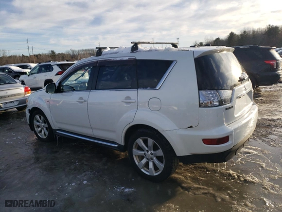 2011 Mitsubishi Outlander GT with VIN JA4JT5AX3BU037523, listed as a Copart auction lot 44633405 with 212,907 mi miles and Clean Title. Bid and sale history available at carsss.com. Image 2.