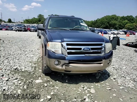 2013 Ford Expedition XLT z VIN 1FMJU1H51DEF13423, wystawiony jako Copart lot #60702695 z przebiegiem 228 355 mil mil oraz Szkoda całkowita • Salvage title. Historia ofert i sprzedaży dostępna na DreamBid. Obrazek 14.