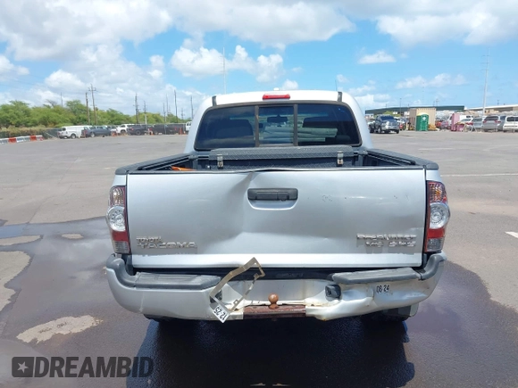 2010 Toyota Tacoma PreRunner with VIN 3TMJU4GN3AM098070, listed as a IAAI auction lot 41973558 with 197,346 mi miles and . Bid and sale history available at DreamBid. Image 16.