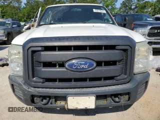 2015 Ford F-250 XLT z VIN 1FT7X2A64FED03898, wystawiony jako Copart lot #55018545 z przebiegiem Nie podano mil oraz Szkoda całkowita • Salvage title. Historia ofert i sprzedaży dostępna na DreamBid. Obrazek 2.