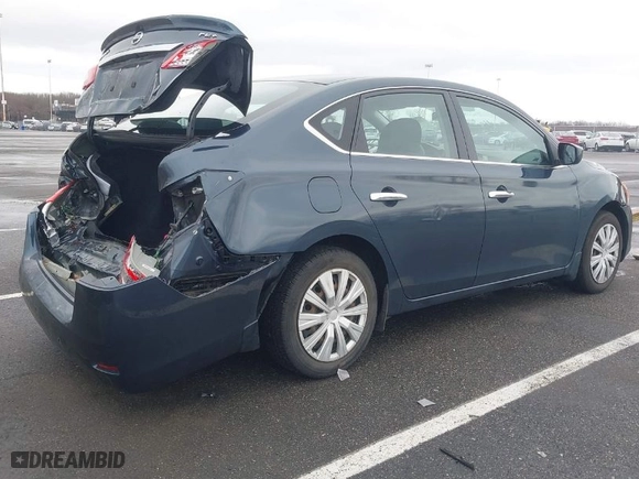 2013 Nissan Sentra SR with VIN 3N1AB7AP4DL771138, listed as a IAAI auction lot 41815938 with 100,529 mi miles. Bid and sale history available at carsss.com. Image 4.
