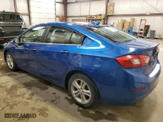 2018 Chevrolet Cruze LT with VIN 1G1BE5SM0J7205309, listed as a Copart auction lot 50096805 with 197,368 mi miles and Clean Title. Bid and sale history available at carsss.com. Image 2.