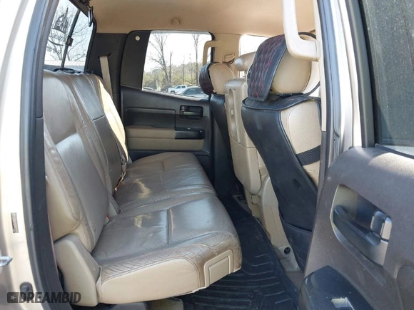 2007 Toyota Tundra SR5 with VIN 5TFRV54107X012529, listed as a IAAI auction lot 41738182 with 313,910 mi miles. Bid and sale history available at carsss.com. Image 8.