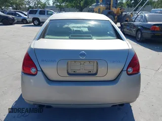 2004 Nissan Maxima SL with VIN 1N4BA41E14C931267, listed as a IAAI auction lot 41911875 with 129,161 mi miles. Bid and sale history available at carsss.com. Image 16.