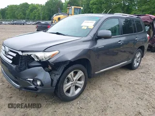 2012 Toyota Highlander Limited with VIN 5TDYK3EH4CS054805, listed as a IAAI auction lot 42082094 with 158,016 mi miles and . Bid and sale history available at DreamBid. Image 17.