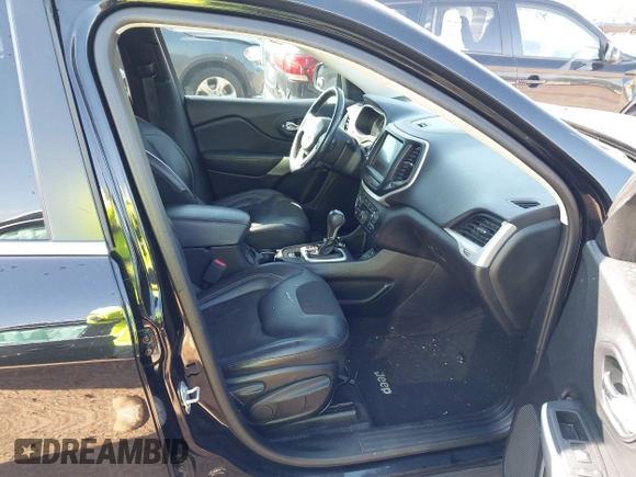 2018 Jeep Cherokee Latitude Plus with VIN 1C4PJLLB5JD584433, listed as a IAAI auction lot 41982764 with 95,730 mi miles. Bid and sale history available at carsss.com. Image 5.