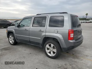 2013 Jeep Patriot Latitude z VIN 1C4NJRFB1DD101742, wystawiony jako Copart lot #59486385 z przebiegiem 92 001 mil mil oraz Czysty tytuł • Clean title. Historia ofert i sprzedaży dostępna na DreamBid. Obrazek 2.