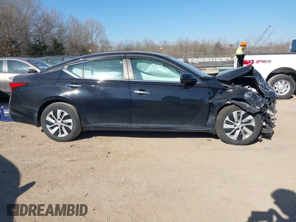 2020 Nissan Altima 2.5 S with VIN 1N4BL4BV3LC202565, listed as a IAAI auction lot 41764133 with 58,120 mi miles. Bid and sale history available at carsss.com. Image 14.