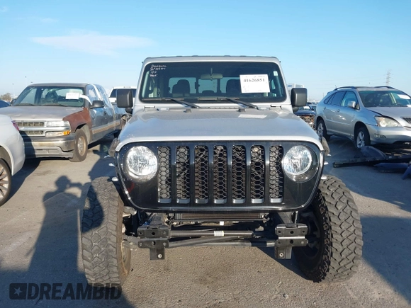 2022 Jeep Gladiator Willys with VIN 1C6HJTAG4NL132558, listed as a IAAI auction lot 41626851 with 28,251 mi miles and . Bid and sale history available at DreamBid. Image 13.